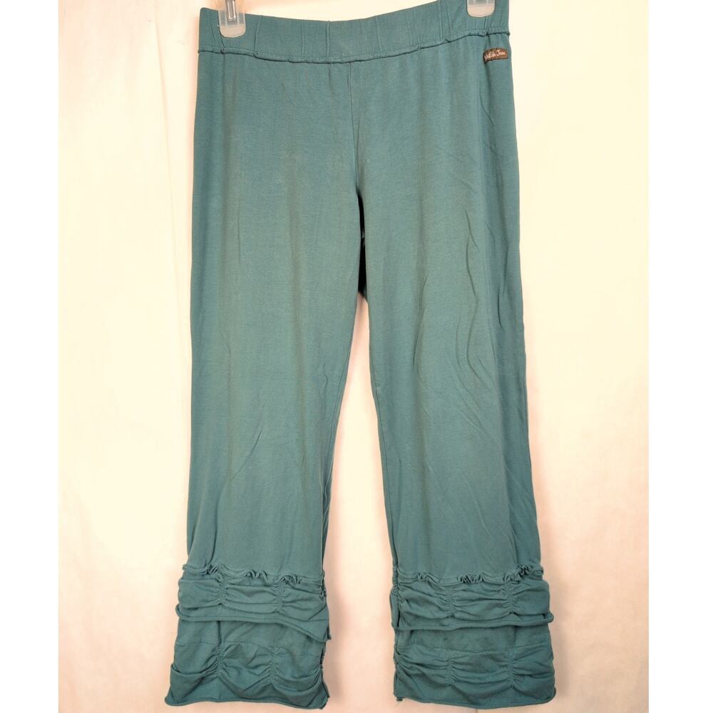 Matilda Jane Finn tiered ruffle leg pull on pants Size Large Green Bloomer Retro